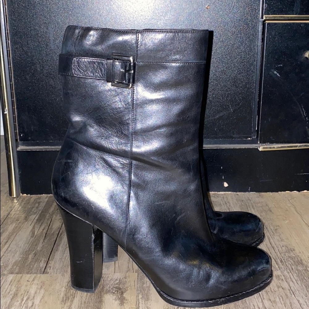 Leather boots by Via Spiga